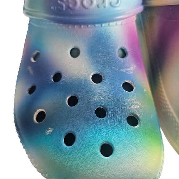 Crocs Classic Clogs Fur Lined Tie Dye Multicolor Women's Size 8 Cozy Comfort - Picture 4 of 13